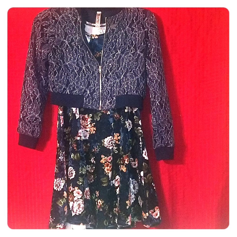 Beautees floral velvet dress with crop top jacket